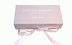 Woo Me Beauty Holiday Gift Box