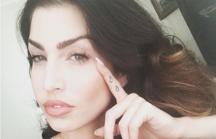 Nurse Practitioner Under Investigation After YouTuber Stevie Ryan's Death - Scrubs | The Leading Lifestyle Magazine for the Healthcare Community - Vimarsana News
