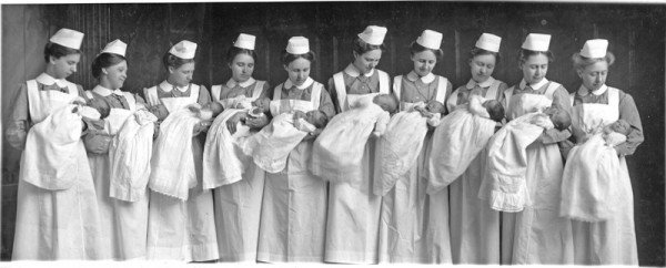 See how vintage nursing uniforms evolved from starched whites to