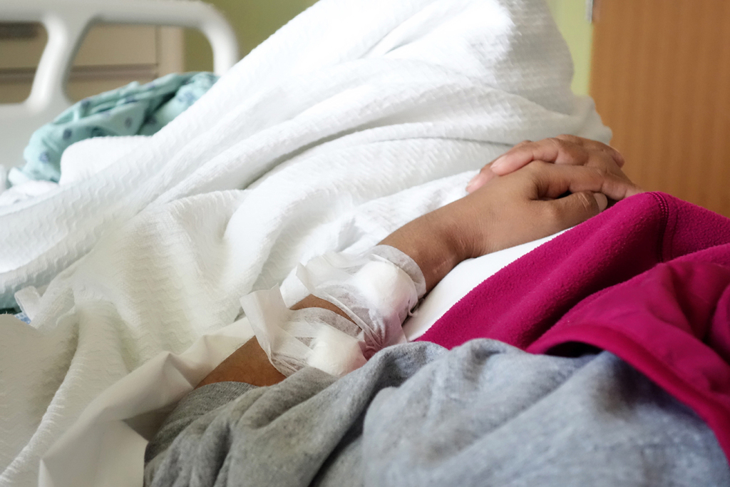 Undocumented immigrants often can't get routine dialysis care and have to wait until their condition worsens to get emergency care. (Jake Harper/Side Effects Public Media)